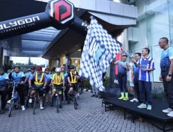 Wali Kota Palembang Lepas Ratusan Peserta Gowes Sepeda Lipat Sejauh 54 kilometer