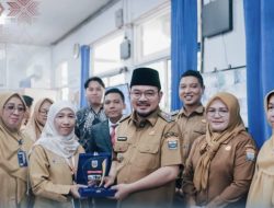 Kunjungi SMA Pusri, Prima Salam Wawako Palembang, Ceritakan Hobinya Pada Billiard