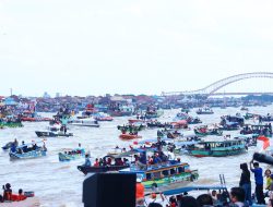 Gubernur Herman Deru Dorong Lomba Perahu Bidar Palembang Jadi Agenda Wisata Dunia
