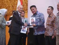 Herman Deru : Jejak Penjual Kopi Cermin Ketangguhan dan Loyalitas Sosok Chairul S. Matdiah
