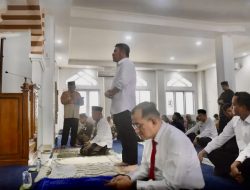 Gubernur Sumsel Herman Deru Lakukan Safari Jumat di Masjid Al Hayza