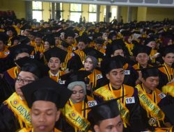 Gubernur Herman Deru Ajak Wisudawan Unsri Jadi Pencipta Lapangan Kerja, Bukan Pencari