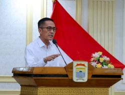 Wali Kota Palembang Tegaskan Dirut Baru Perumda Tirta Musi Harus Tuntaskan Krisis Air Bersih