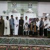 Kepala Desa Pengabuan Timur Laksanakan Sholat Idul Fitri di Masjid Assyakirin.