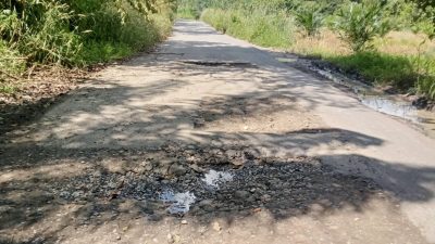 Kerap Telan Korban, Warga Desak Pemkab PALI Segera Tambal Sulam Jalan Poros Purun – Betung