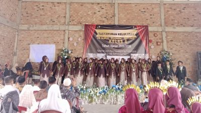 Air Mata Haru dan Ragam Budaya Warnai Kelulusan 42 “Pejuang Ilmu” MI Nurul Ikhwan Betung