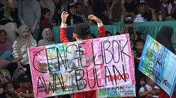 Desa Pengabuan Bergemuruh! Supriyanto, S.H. Bersama Warga Semarakkan Karnaval HUT ke-81 RI”